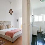 Sunset Balcony Apartment, By Timecooler Appartement Lissabon