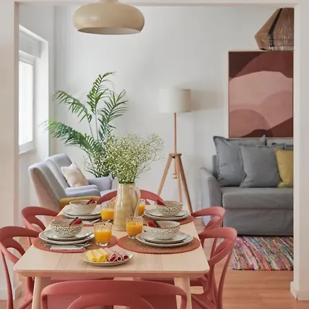 Sunset Balcony Apartment, By Timecooler Appartement Lissabon