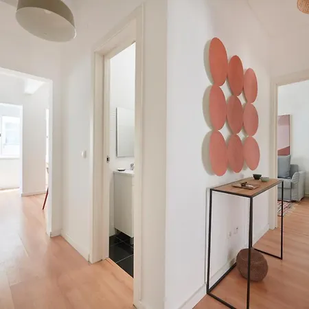 Sunset Balcony Apartment, By Timecooler Lisbona