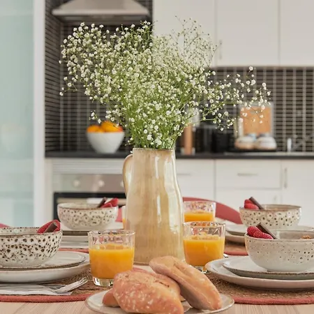 Sunset Balcony Apartment, By Timecooler Apartment *