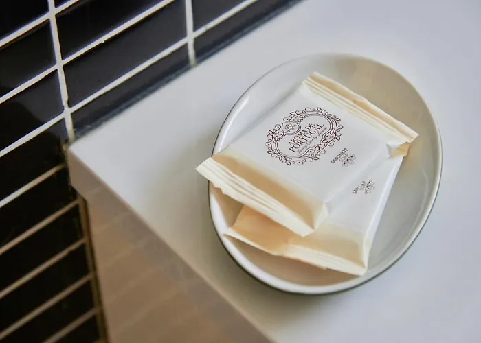 Sunset Balcony Apartment, By Timecooler * Lisboa